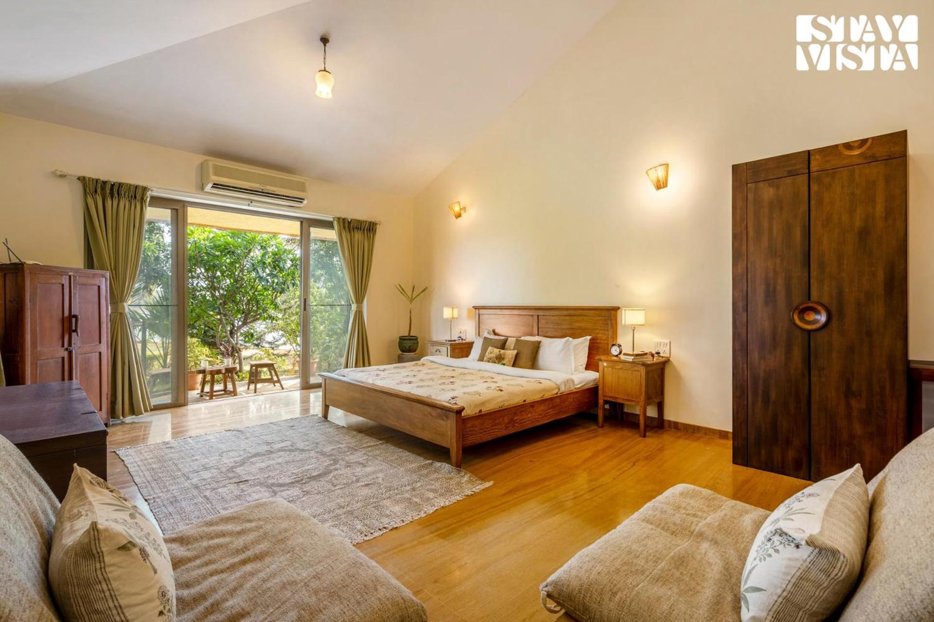 Stayvista At Three Shores With Lake View & Alfresco Dining Khamshet ภายนอก รูปภาพ