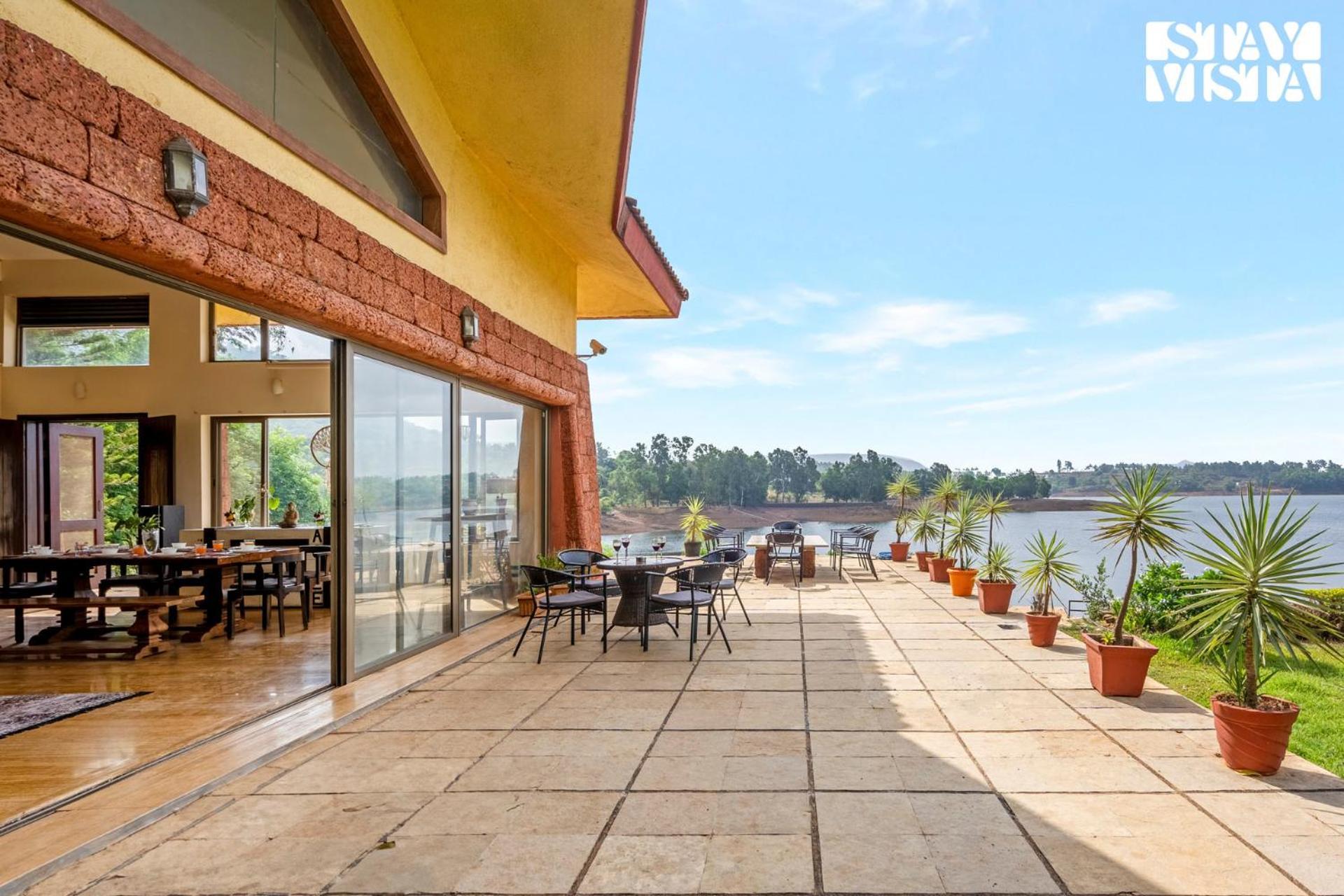 Stayvista At Three Shores With Lake View & Alfresco Dining Khamshet ภายนอก รูปภาพ