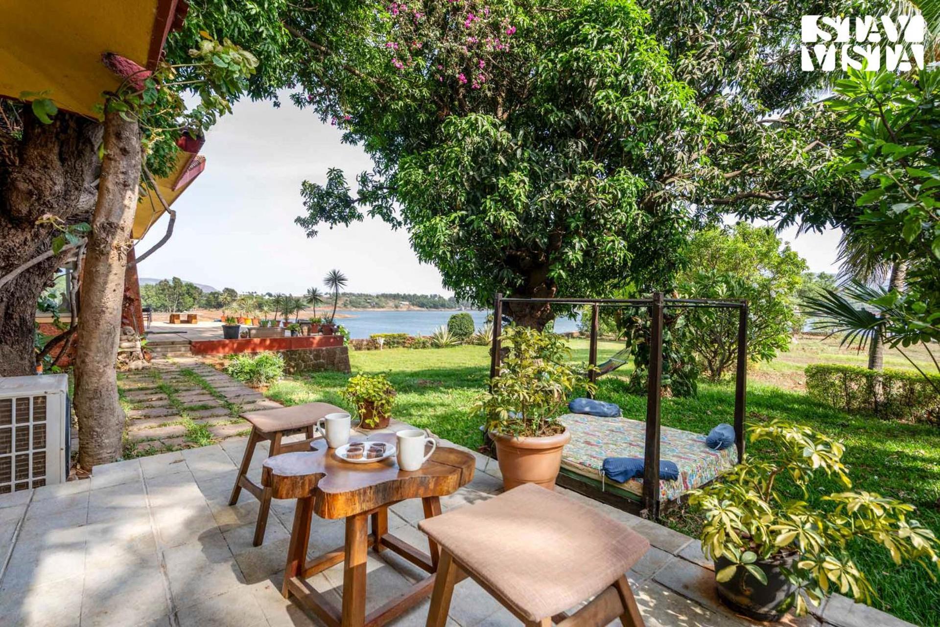 Stayvista At Three Shores With Lake View & Alfresco Dining Khamshet ภายนอก รูปภาพ